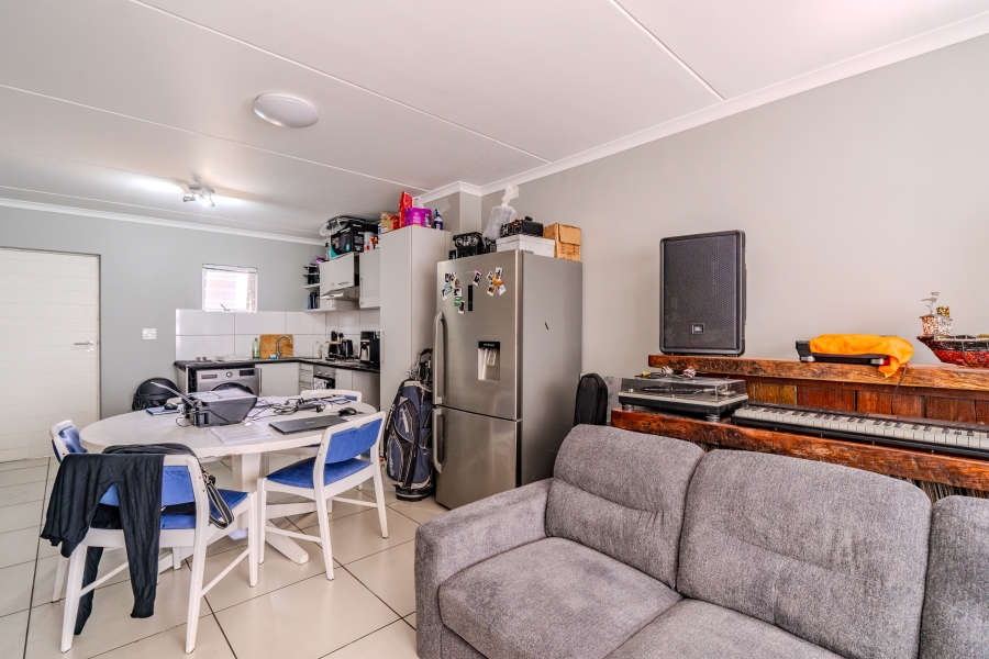 2 Bedroom Property for Sale in Burgundy Estate Western Cape